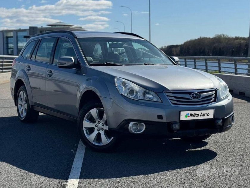 Субару аутбек 2011