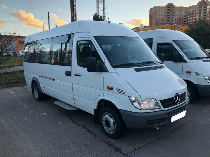 Mercedes Sprinter 20 мест