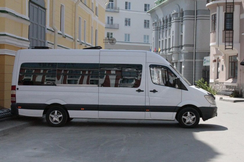 Мерседес Спринтер 19