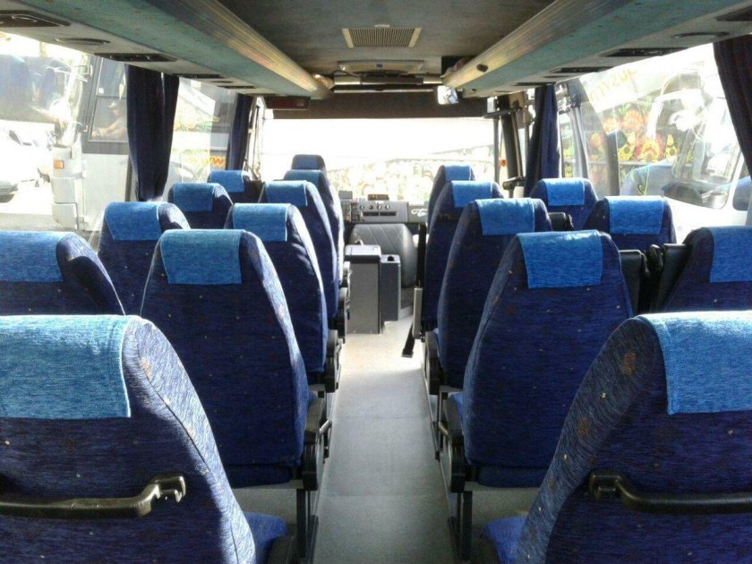 Автобус Мерседес 28 мест