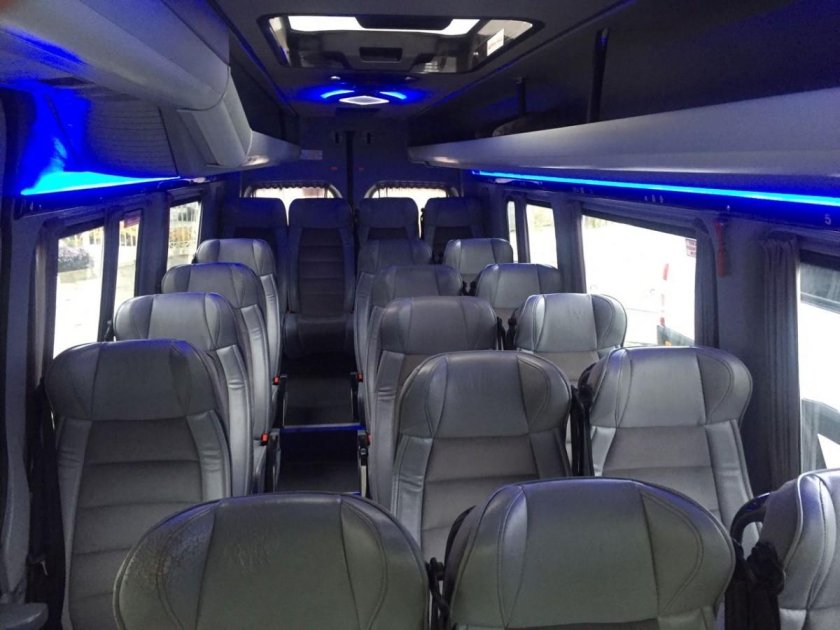 Мерседес Бенц Спринтер турист 21 место