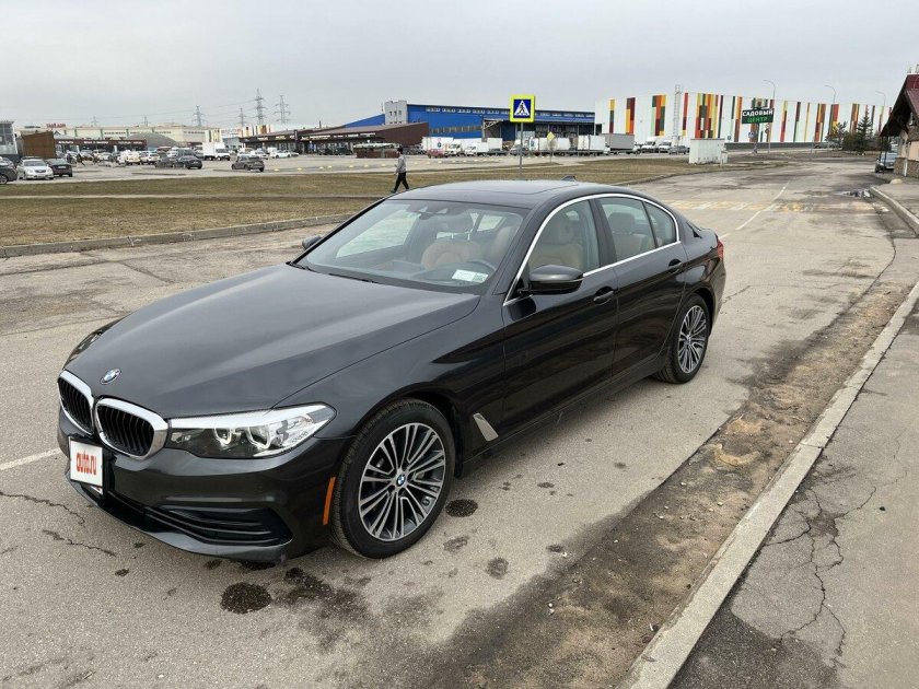 БМВ 530 2019
