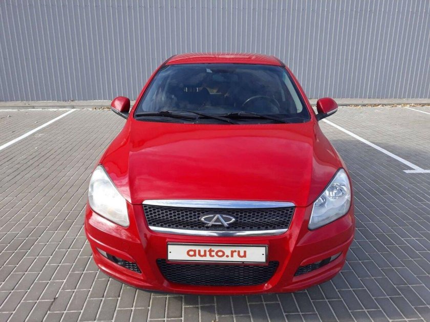 Автомобиль chery