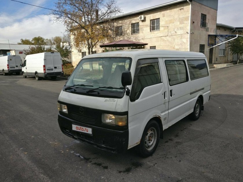 Mazda Bongo 2003