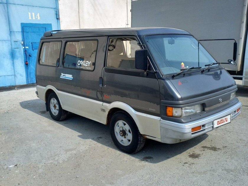 Мазда бонго микроавтобус