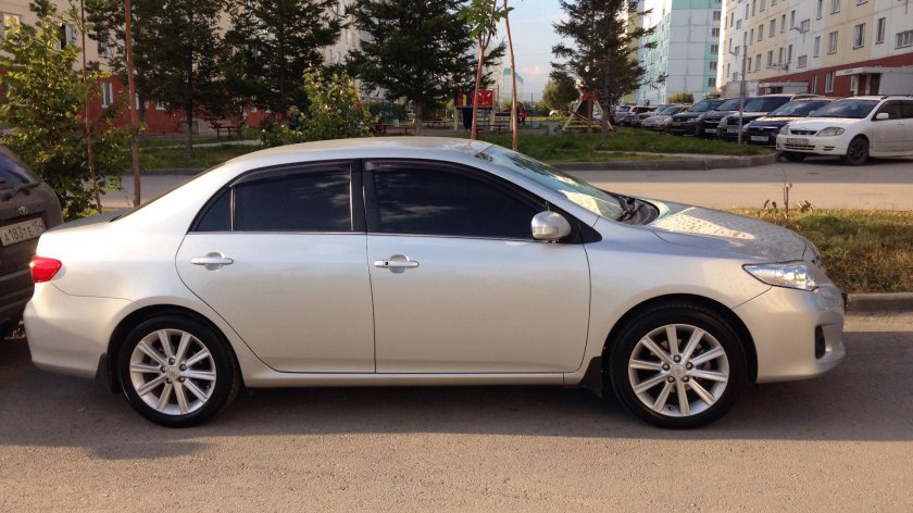 Corolla e150 на камриках