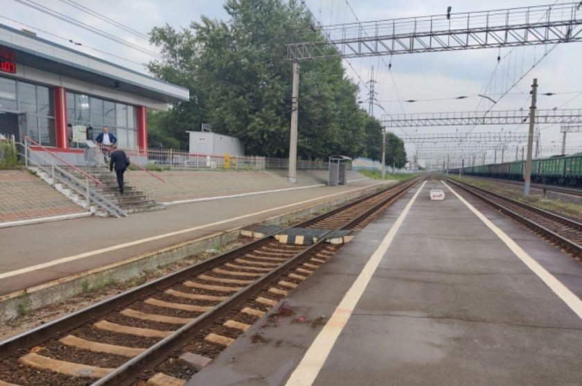 Девочка попала под поезд