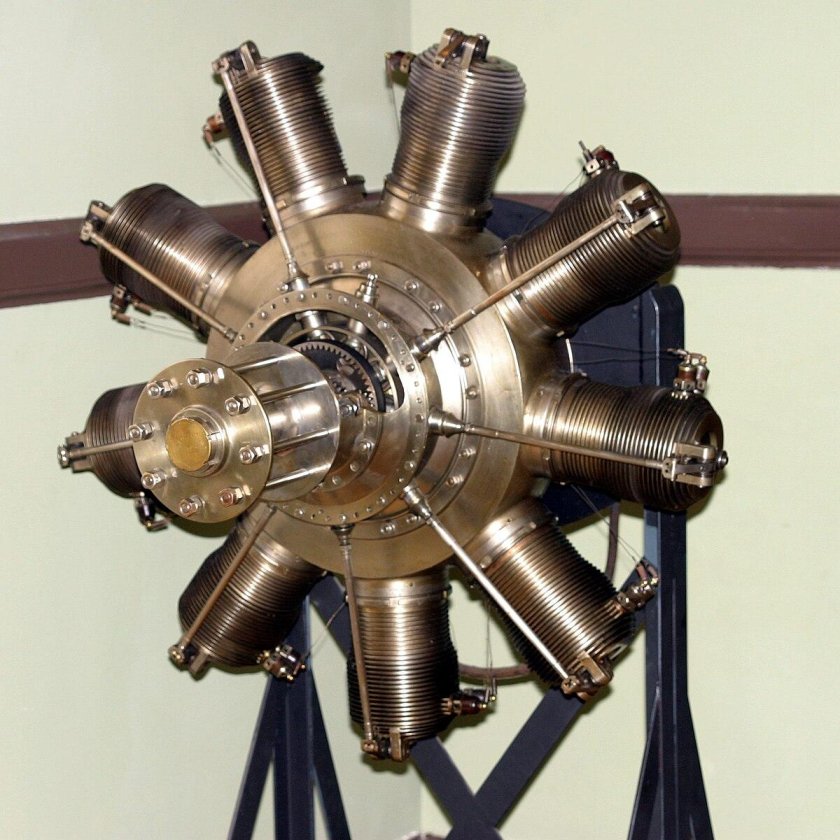 Авиадвигатель Гном Рон