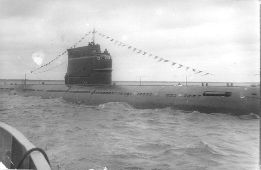 Подводная лодка б-611
