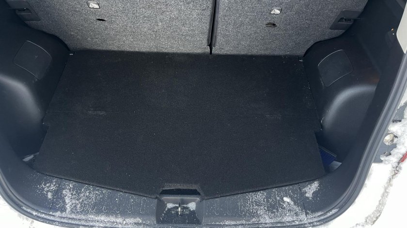 Полка багажника nissan note e11