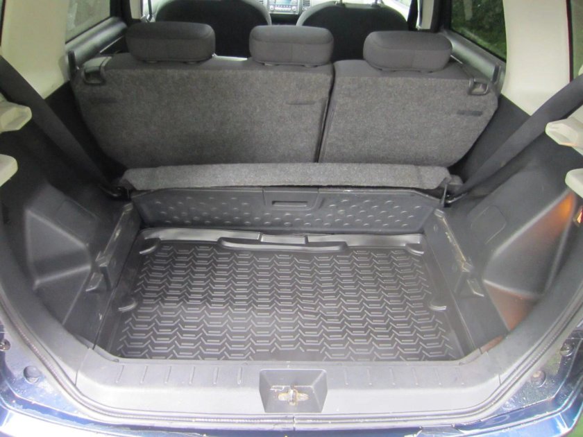 Nissan Note, 2011 багажник