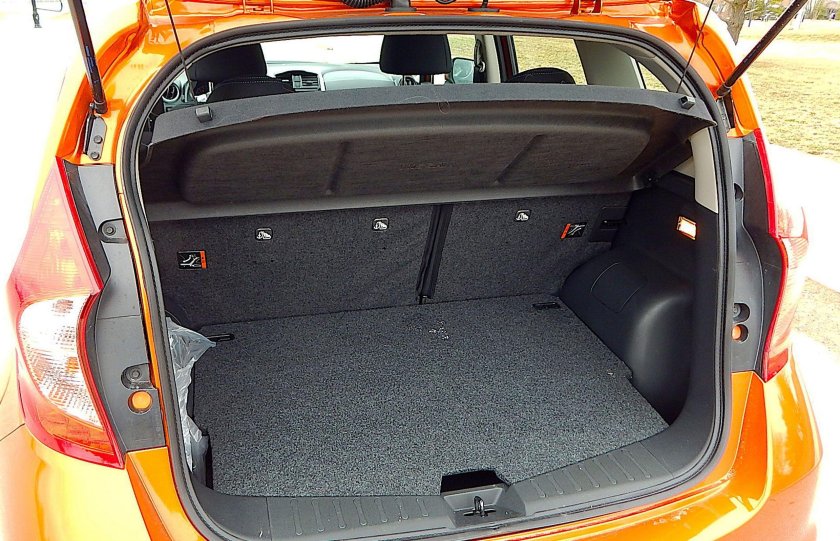 Nissan Note 2008 багажник