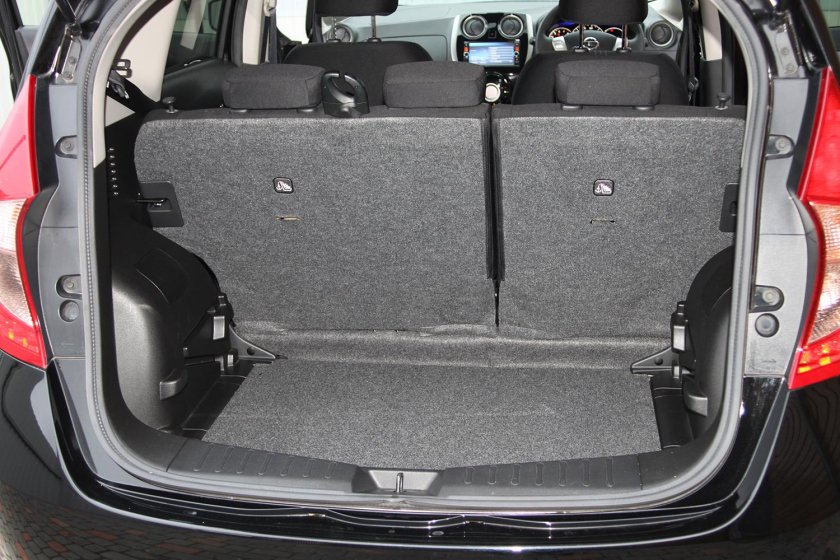 Nissan Note 2016 багажник