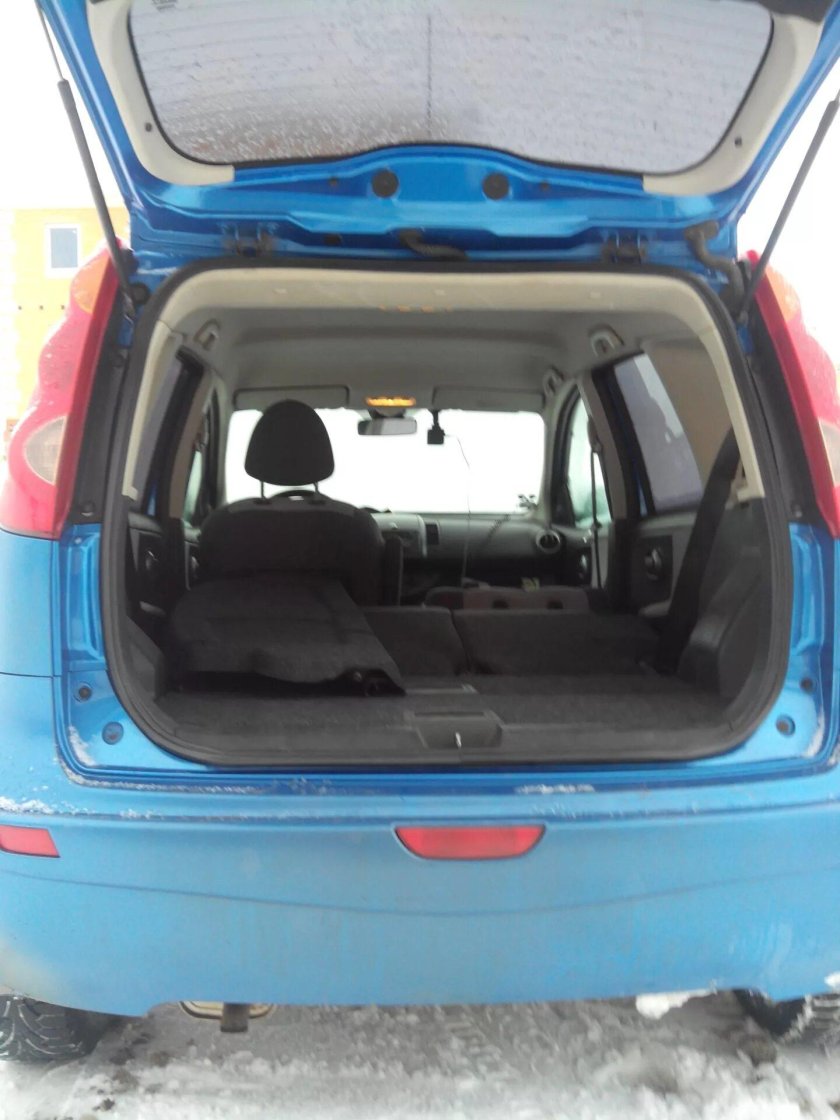 Nissan note багажник