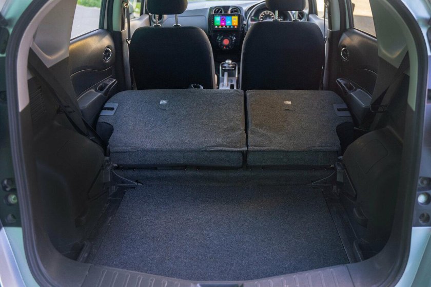 Nissan note 2008 багажник