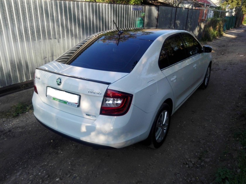 Спойлер Шкода Рапид 2014