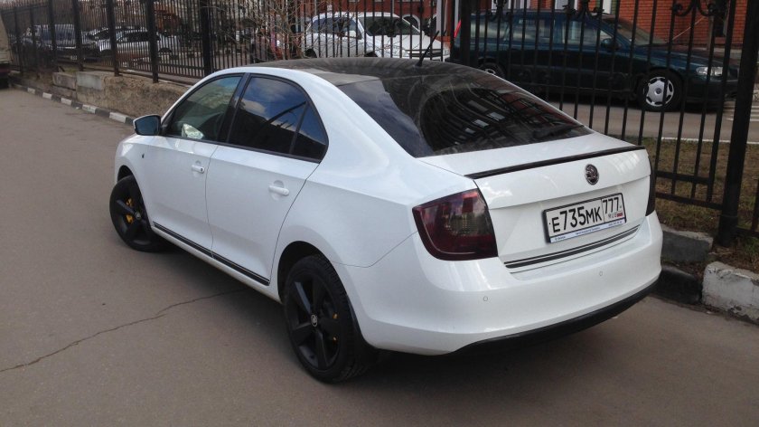 Skoda Rapid 2 белый