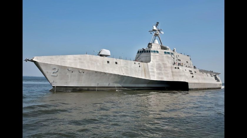 Корабль ВМС США USS LCS-2