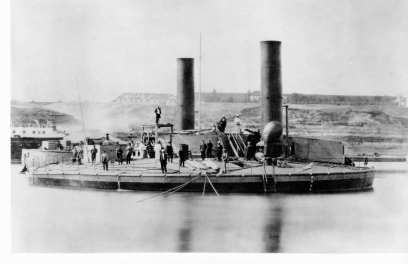 Броненосец вице-Адмирал Попов