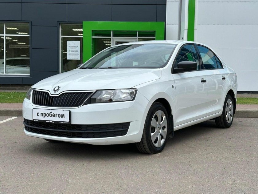 Шкода рапид 2017 белый