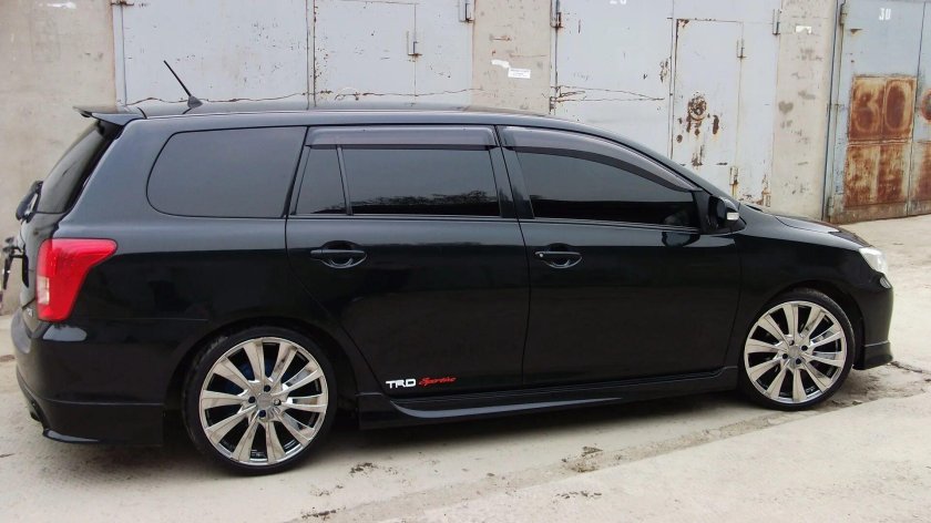 Toyota Corolla Fielder 141