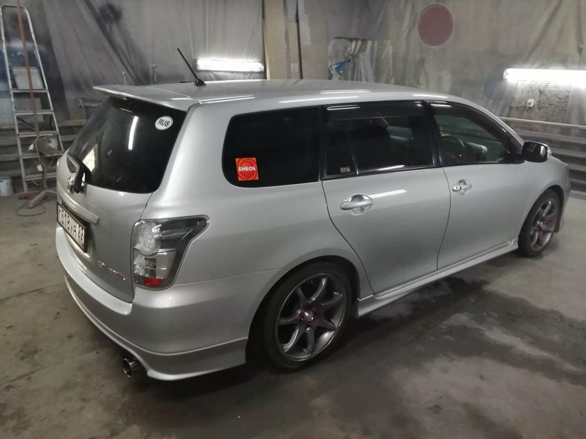 Toyota Corolla Fielder 141