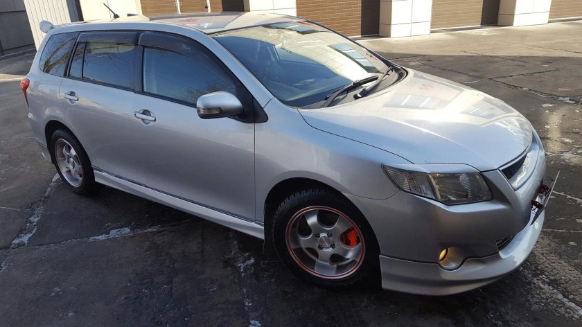 Toyota Corolla Fielder 141