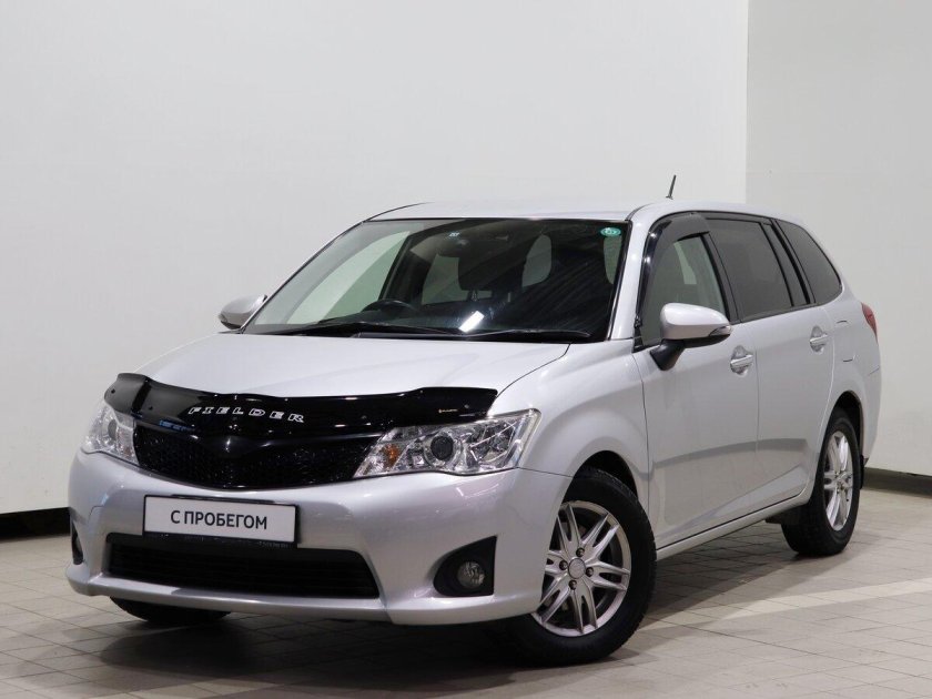 Toyota corolla fielder 2014