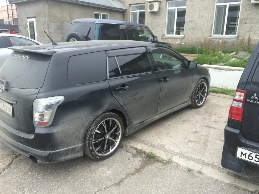 Тойота Филдер 141