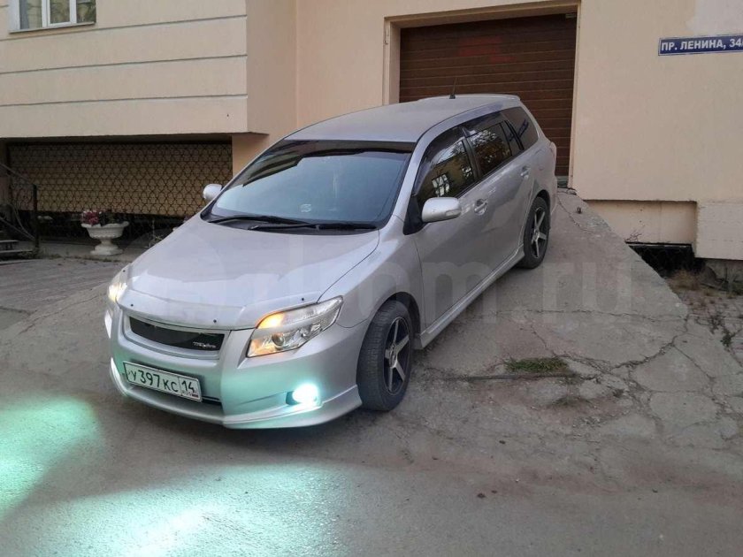 Toyota Fielder 141