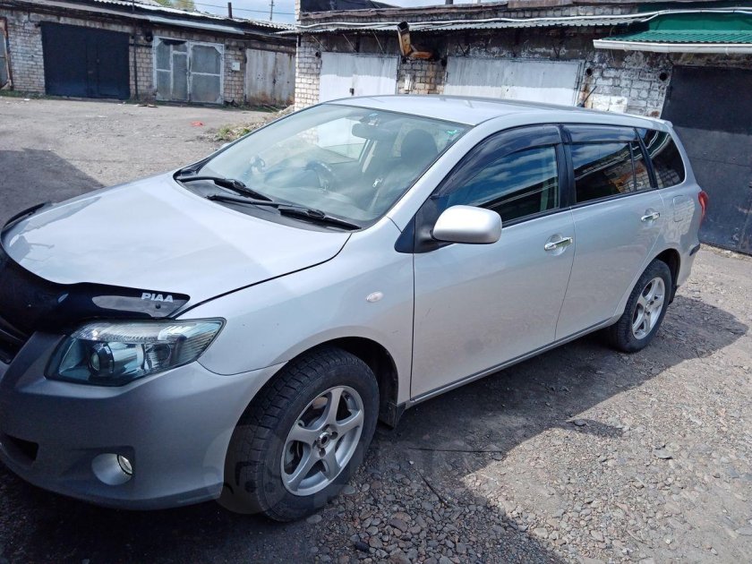 Тойота филдер 2009