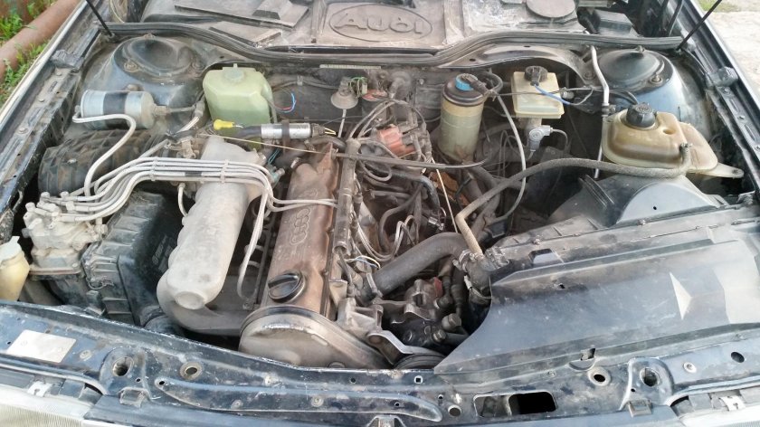 Мотор Ауди 100 2.3