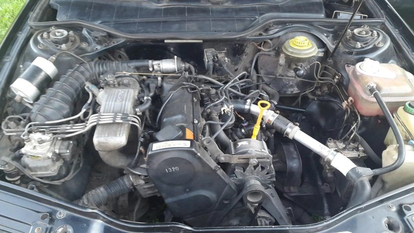 Ауди 100 с4 2.0 бензин