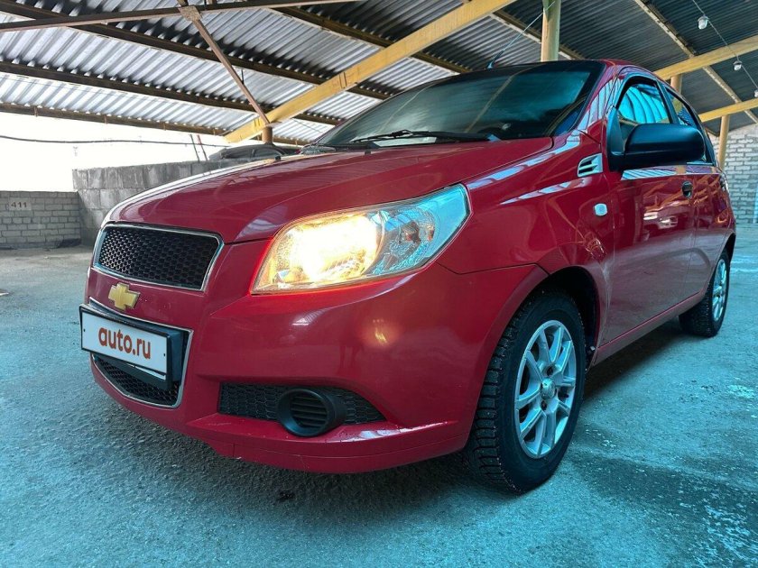 Chevrolet aveo 2010 хэтчбек