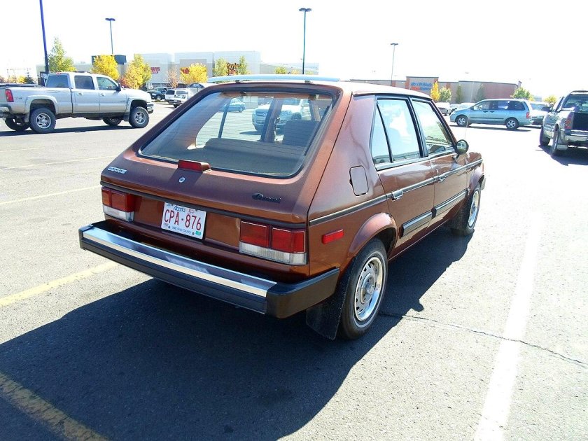 Dodge Omni 024