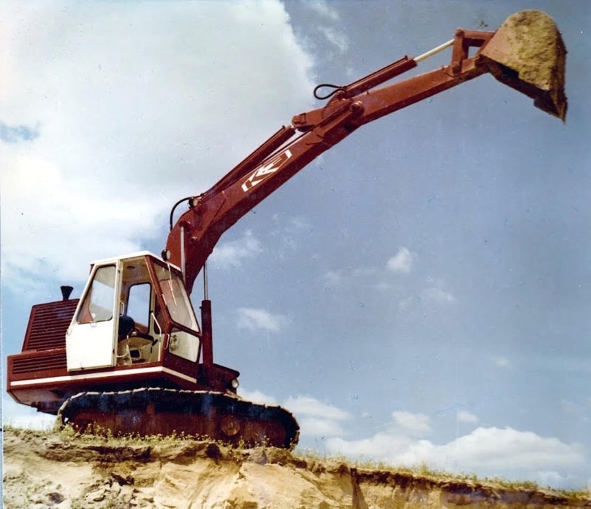 Экскаватор ЭО-4124