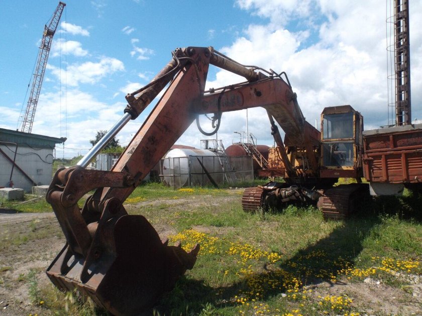 Экскаватор ЭО-4124