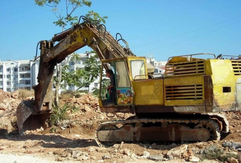 ЭО-5122 экскаватор