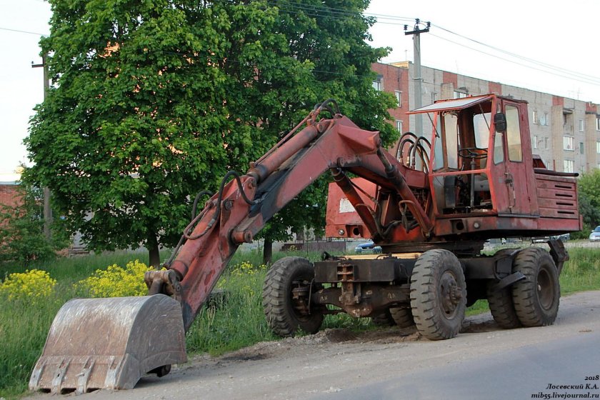 Экскаватор ЭО-3322