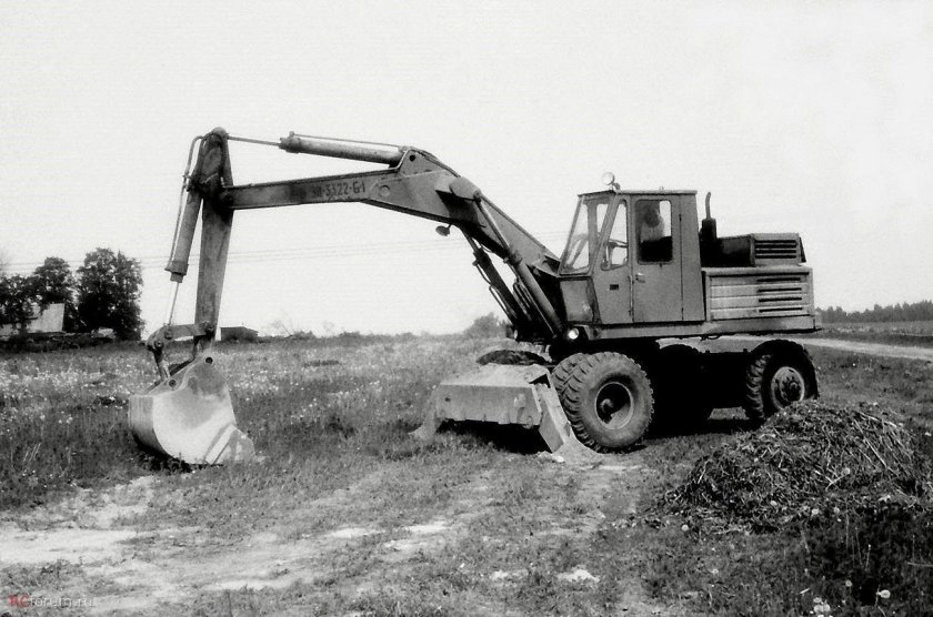 Экскаватор ЭО-3322