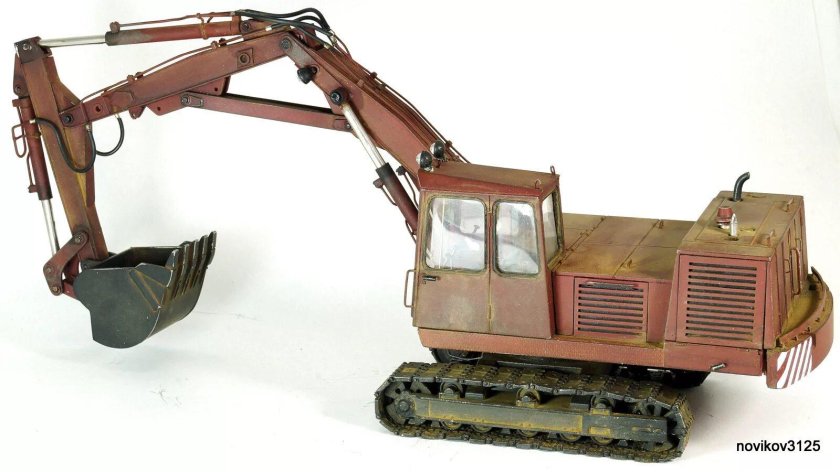 Экскаватор ЭО-4121