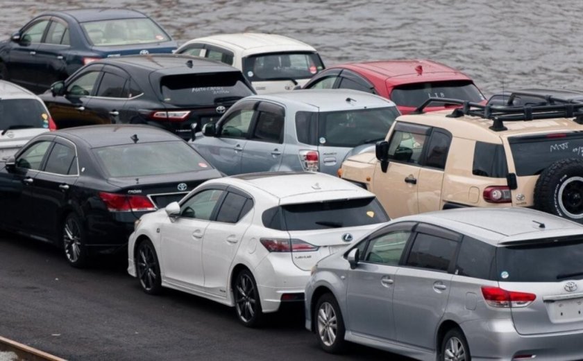 Японская легковушка