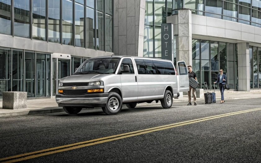 Chevrolet express van 2500