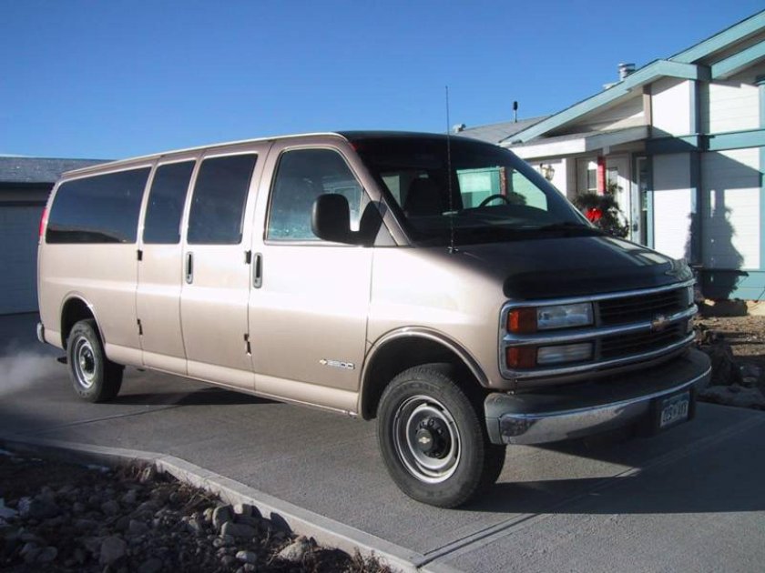 Chevrolet Express 2001