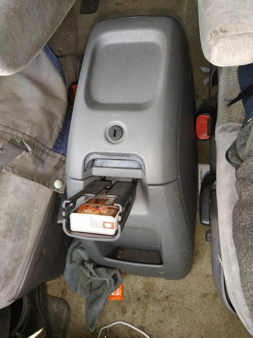 Подлокотник 4 Додж Караван 3,3 л