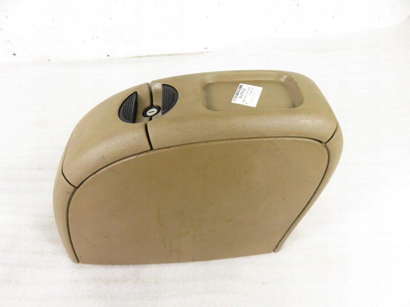 Подлокотник додж караван 4