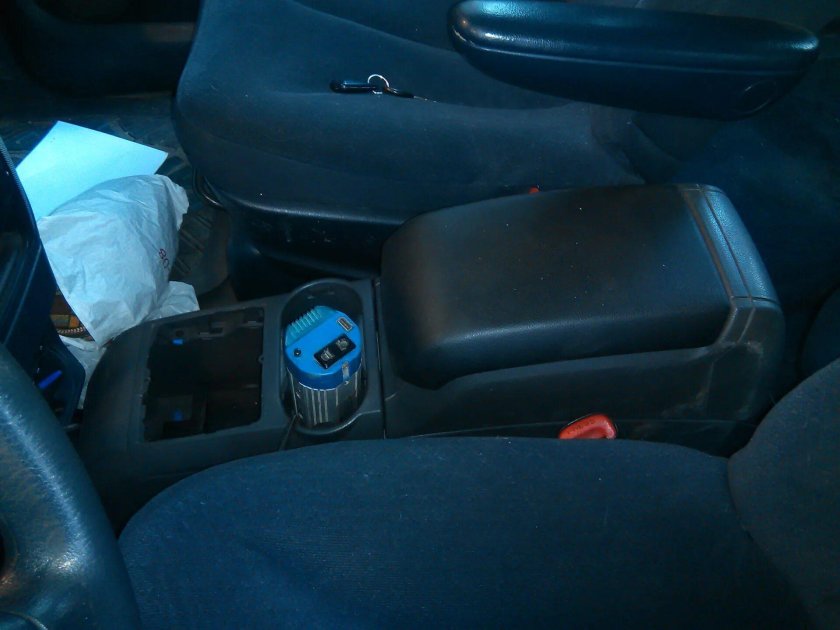 Бокс подлокотник для Додж Караван