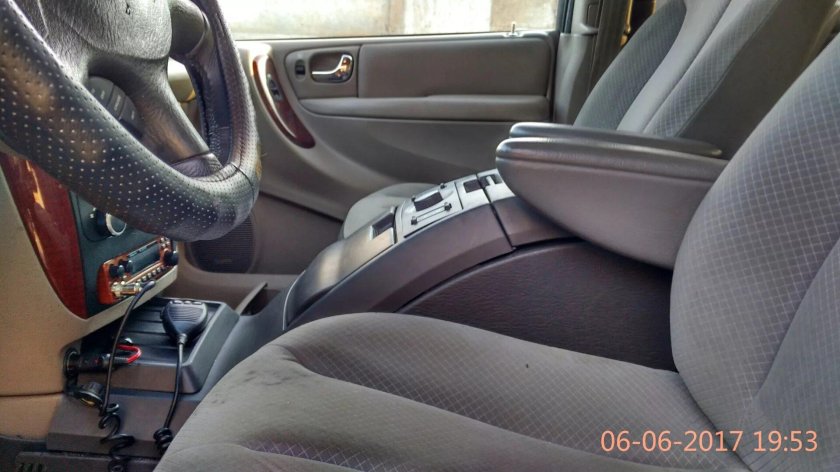 Подлокотник Додж Караван 4