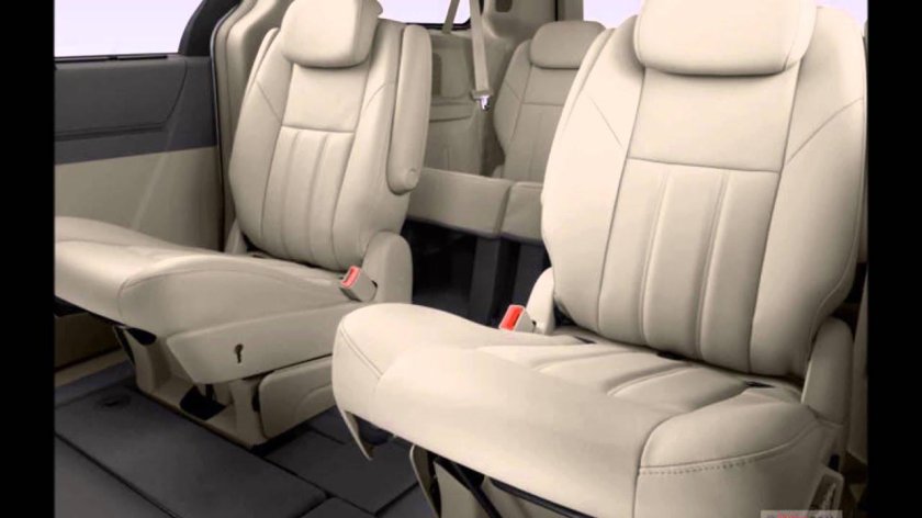 Chrysler Town Country 4 салон