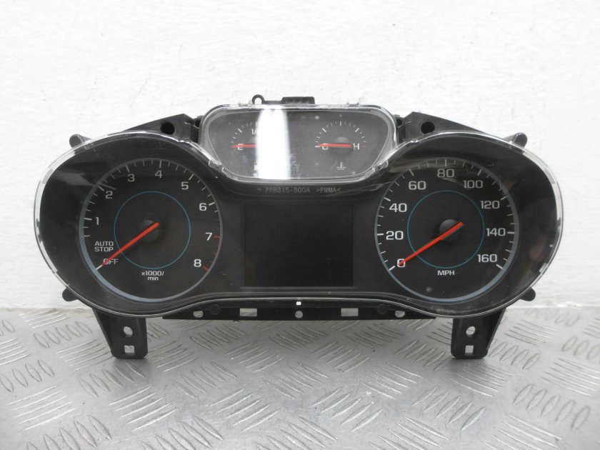 Приборная панель Шевроле Круз